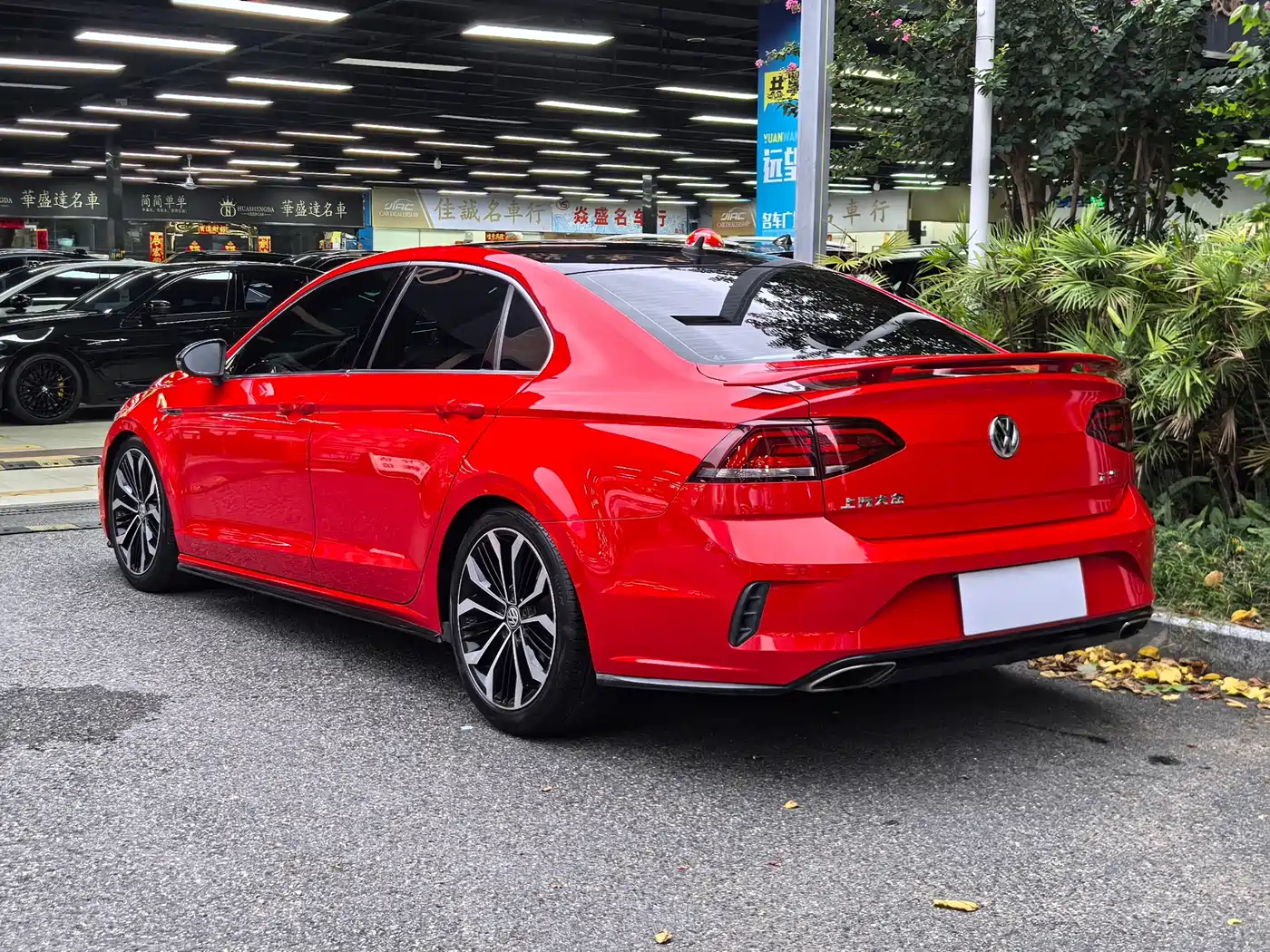 Volkswagen Lamando 2018 Red/purple из Китая