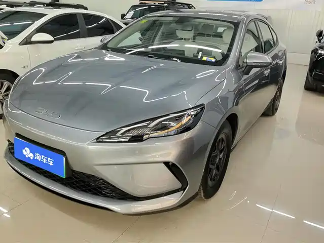 BYD SEAL 05 DM I 2025