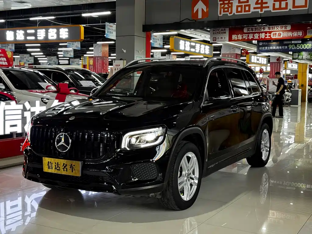 Mercedes-Benz GLB 2023