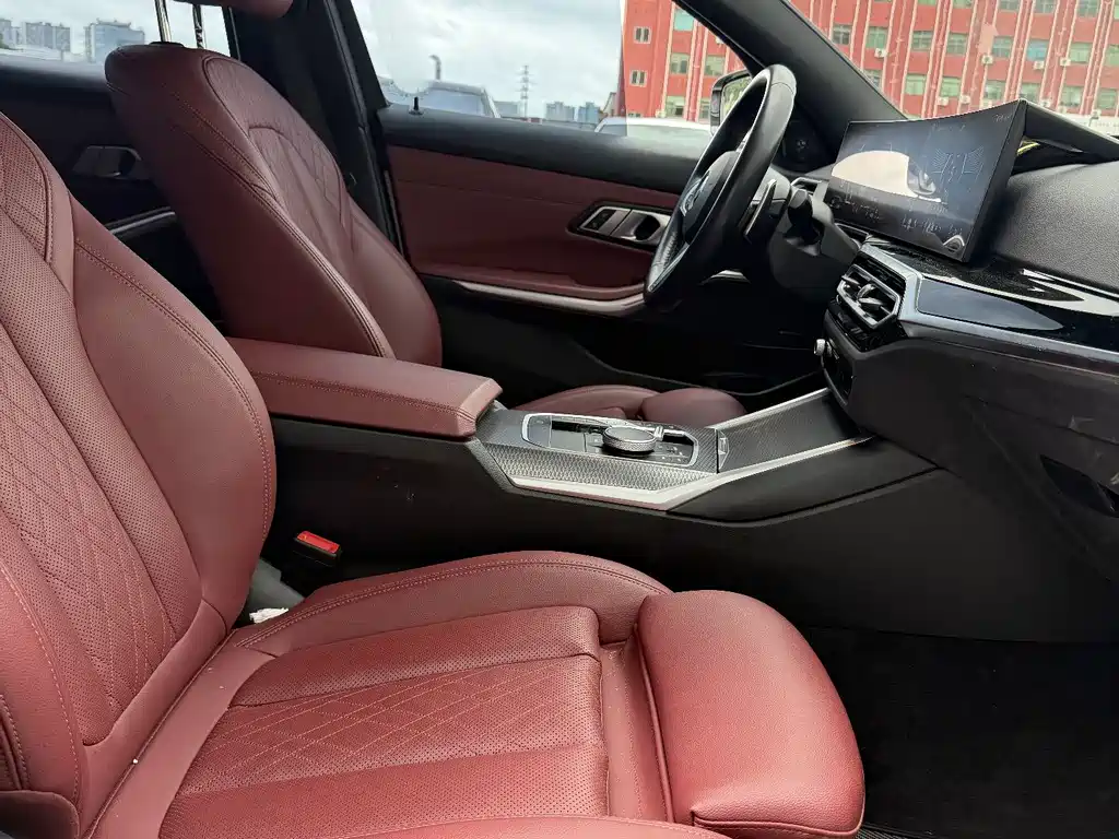 BMW 3 Series — миниатюра 13