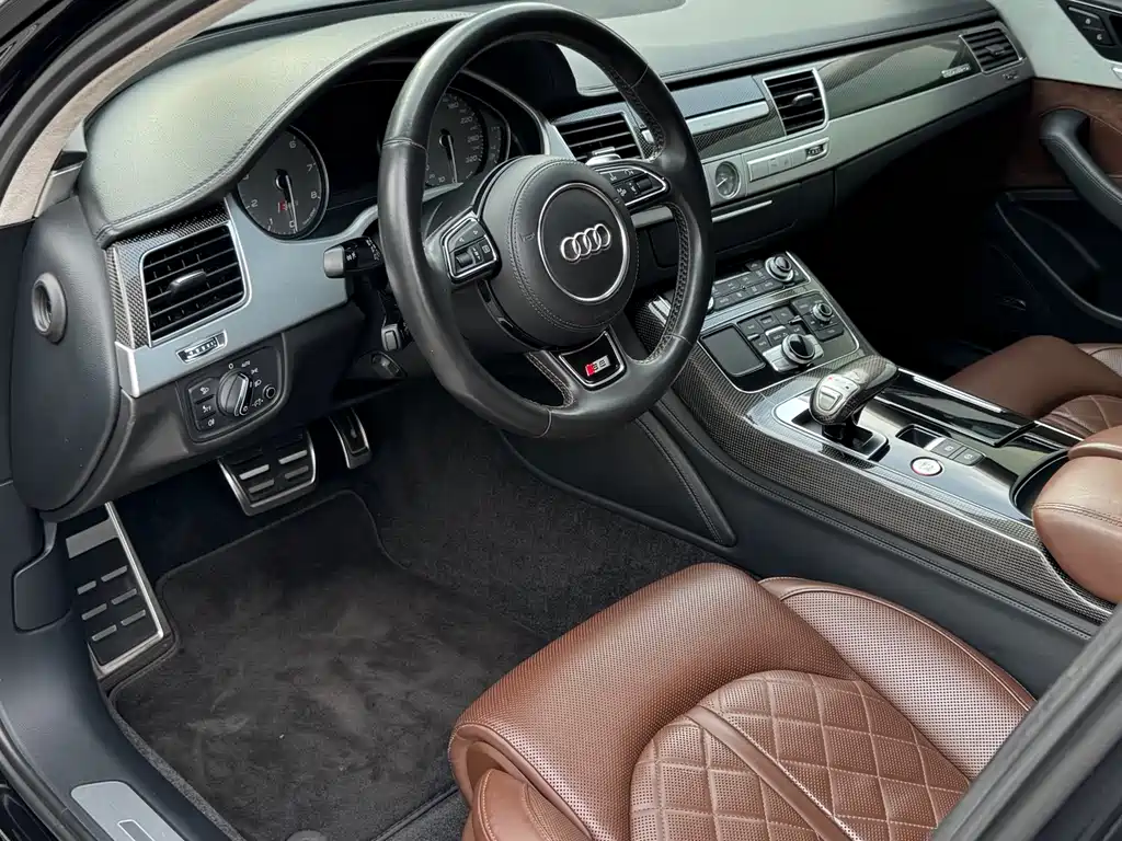 Audi S8 2013 S8 4.0TFSI quattro