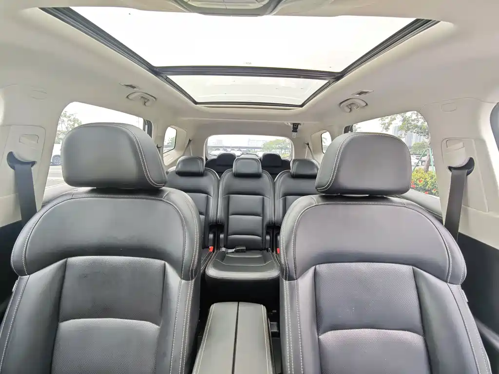 Geely Haoyue 2020 1.8TD DCT Luxury 7 мест