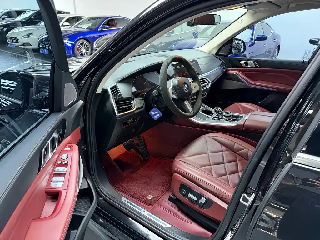 BMW X5 2022 xDrive 40Li M Sport