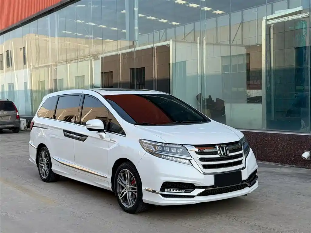 Honda Elysion 2019 2.0L Luxury