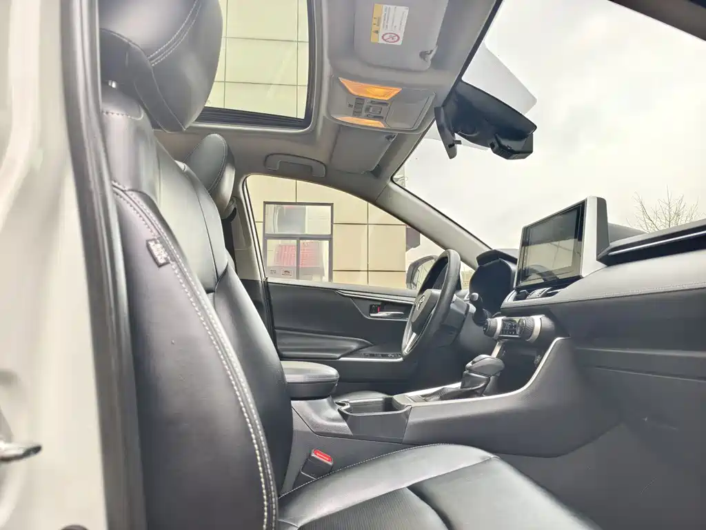 TOYOTA RAV4 RONGFANG