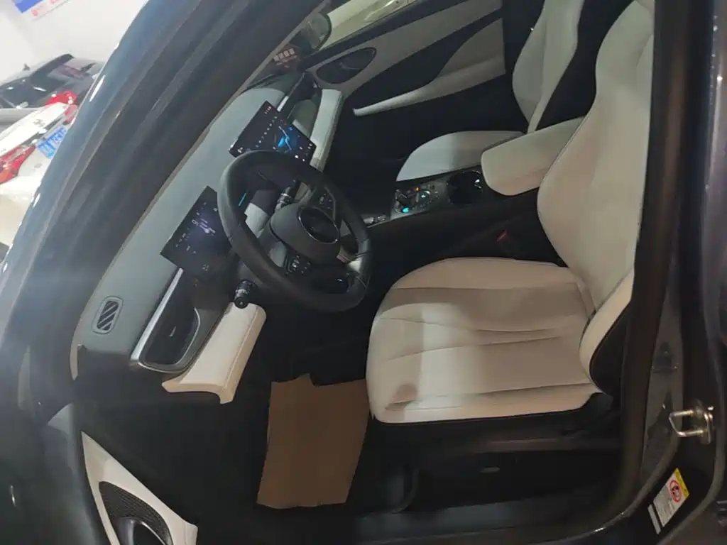 BYD Seal 05 DM-i — миниатюра 15