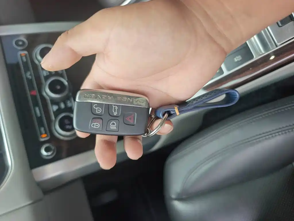 Land Rover Range Rover — миниатюра 12