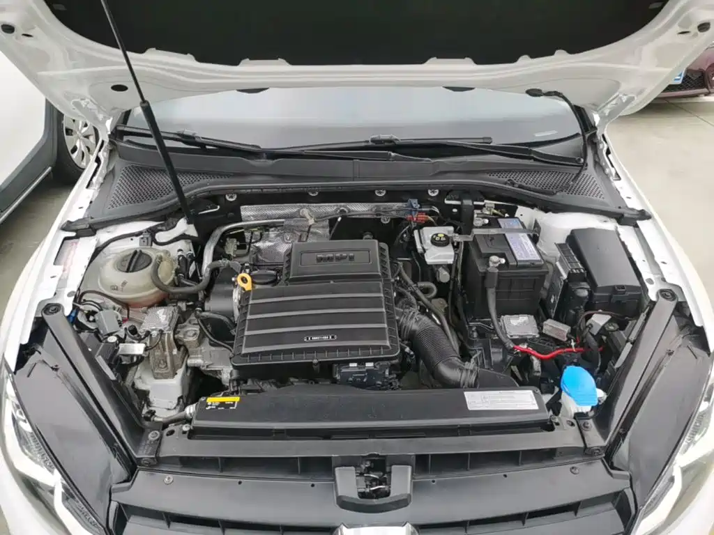 Volkswagen Golf — миниатюра 20