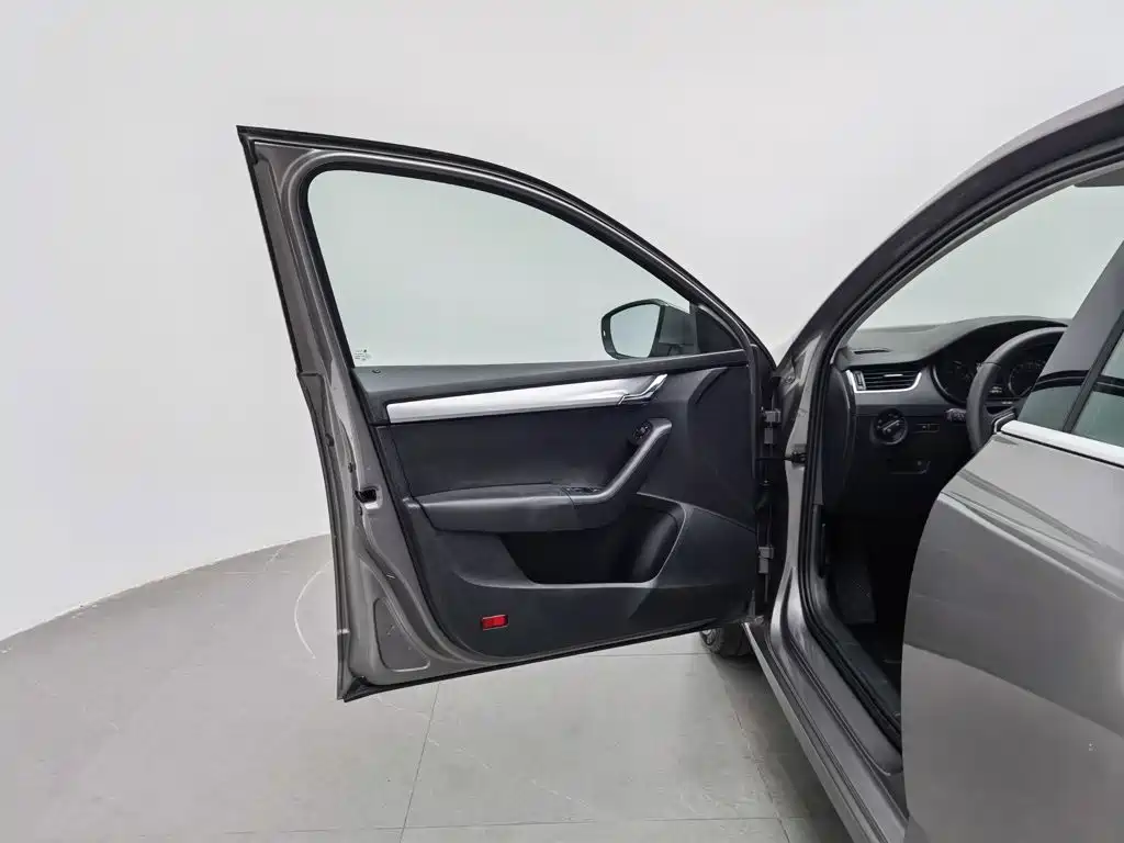 Skoda Octavia — миниатюра 8