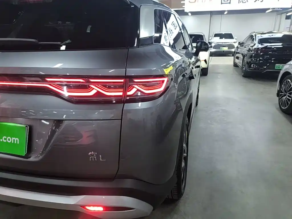 BYD L DM-i — миниатюра 8
