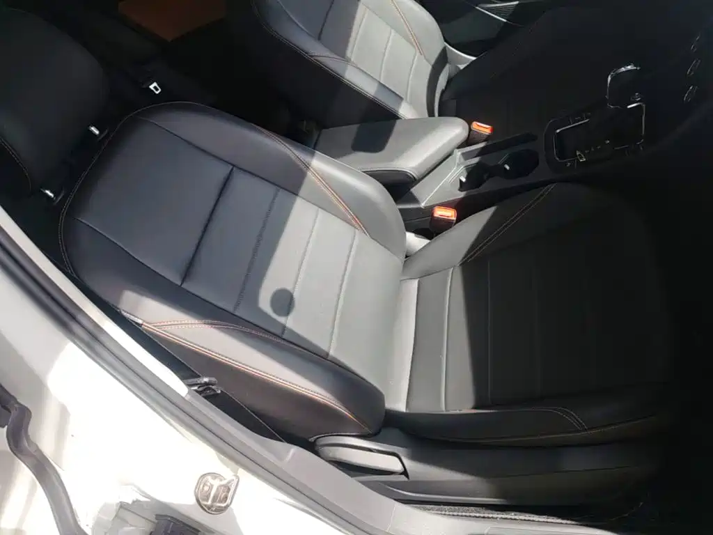 Volkswagen Bora — миниатюра 25