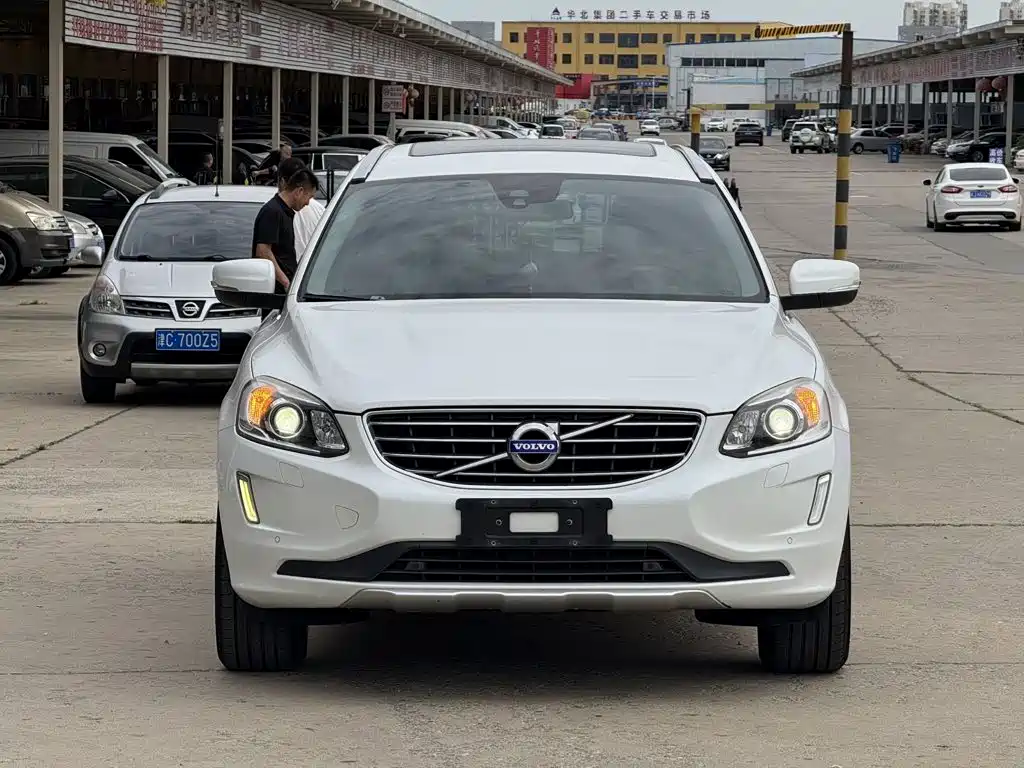 Volvo XC60 — миниатюра 2