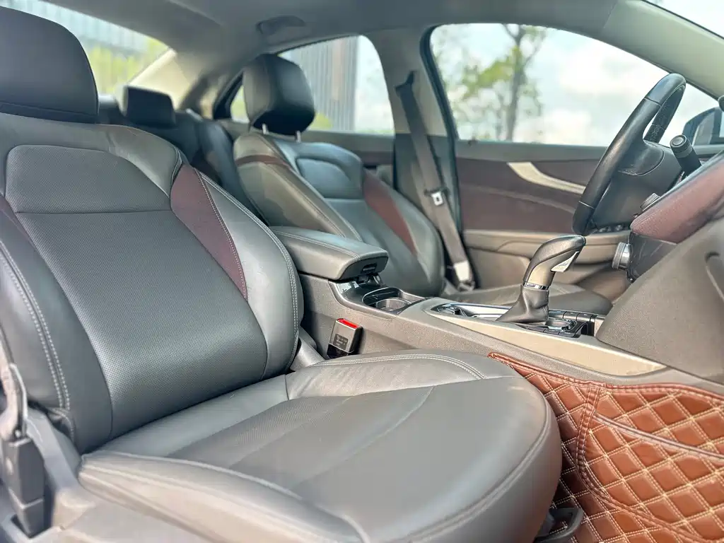 Chevrolet Malibu — миниатюра 7