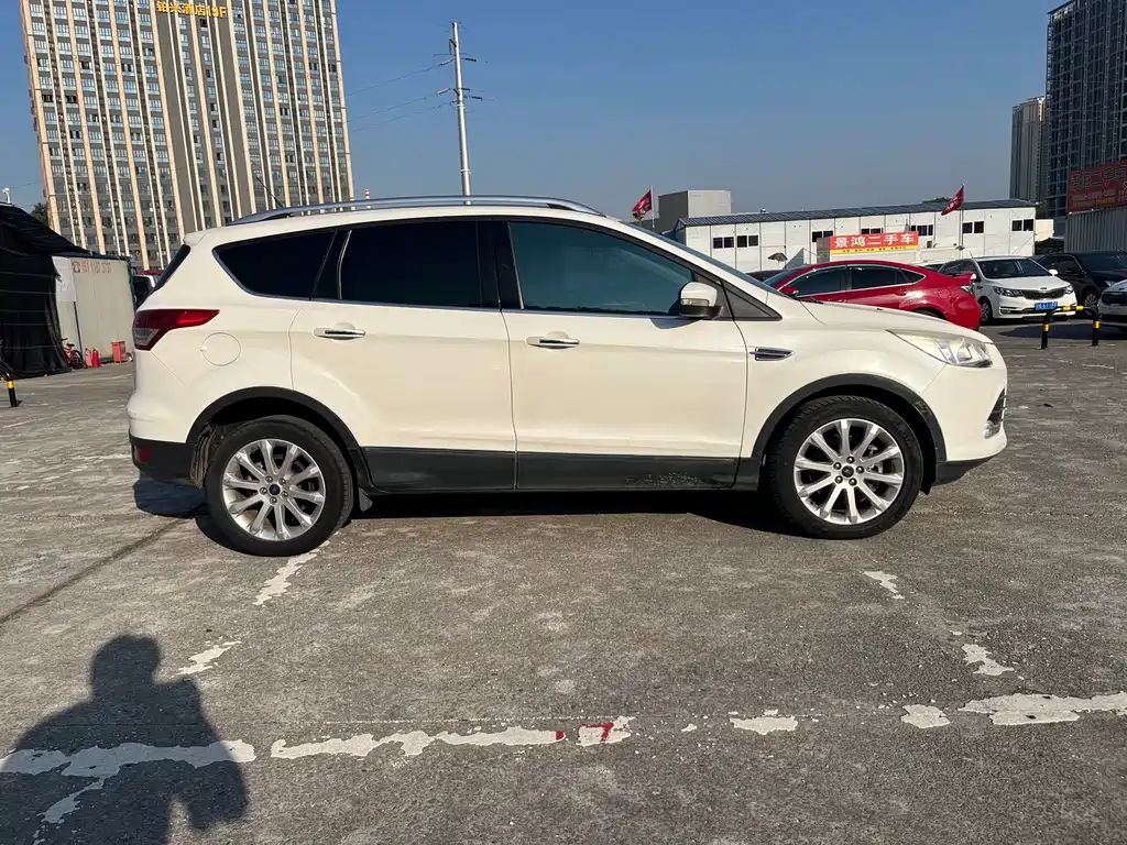 Ford Kuga — миниатюра 4