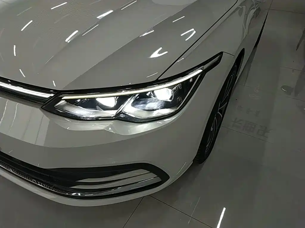 Volkswagen Golf — миниатюра 24