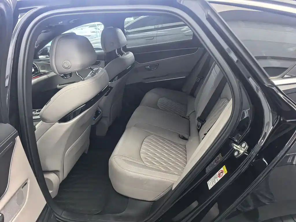 BYD Han — миниатюра 4