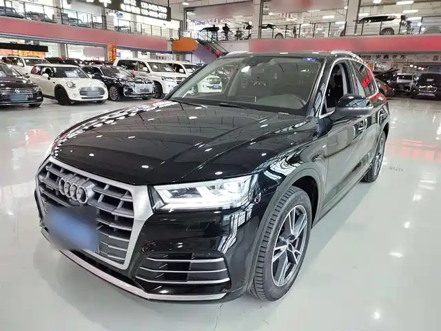 AUDI  Q5L 2020