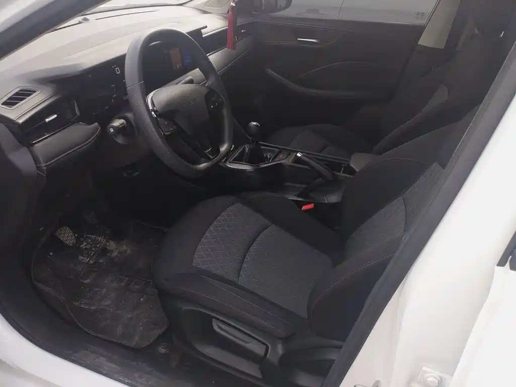 Roewe i5 — миниатюра 18