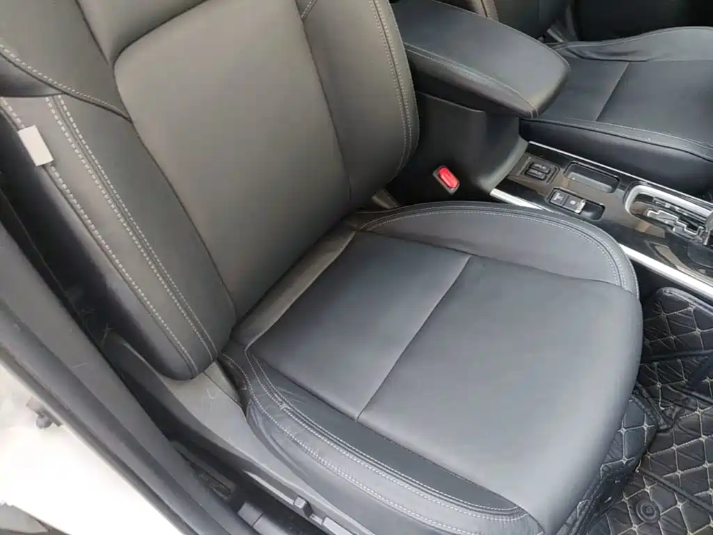 Mitsubishi Outlander — миниатюра 25