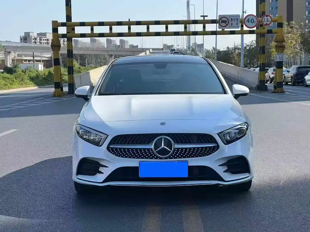 Mercedes-Benz A-Class — миниатюра 2