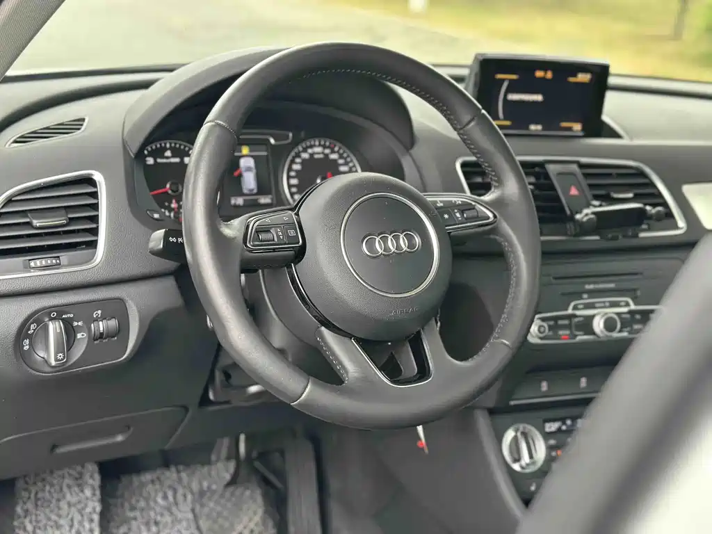 Audi Q3 (Import) — миниатюра 13