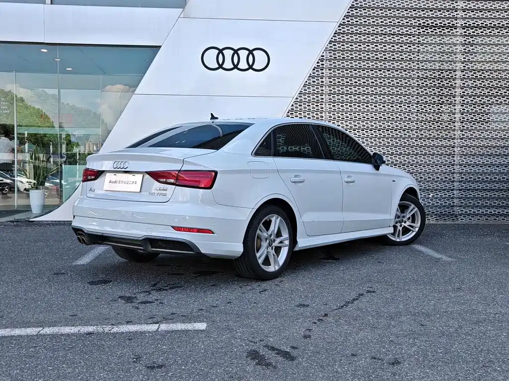 Audi A3 — миниатюра 4