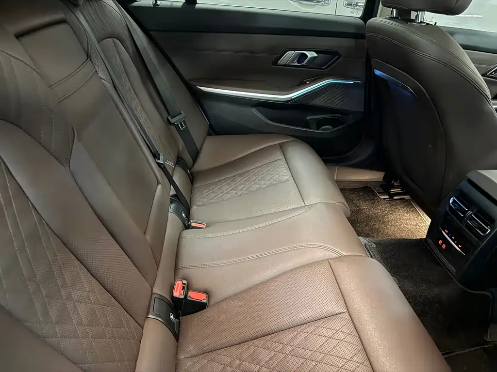 BMW i3 — миниатюра 6