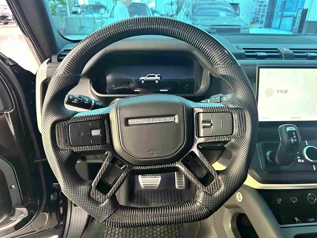Land Rover Defender — миниатюра 7