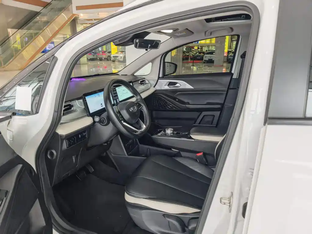 Geely E Firefly E 2023 401KM 5 мест