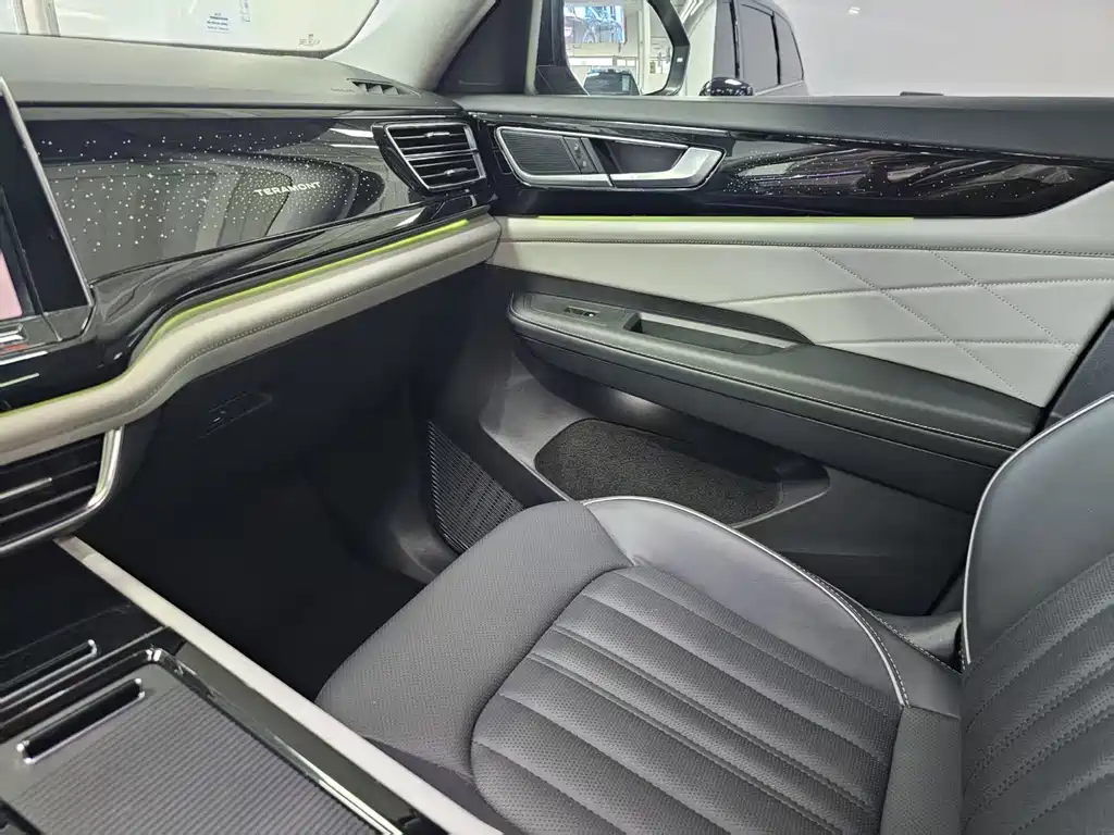 Volkswagen Teramont — миниатюра 11