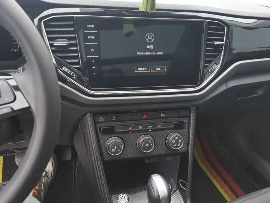 Volkswagen T-Roc — миниатюра 13
