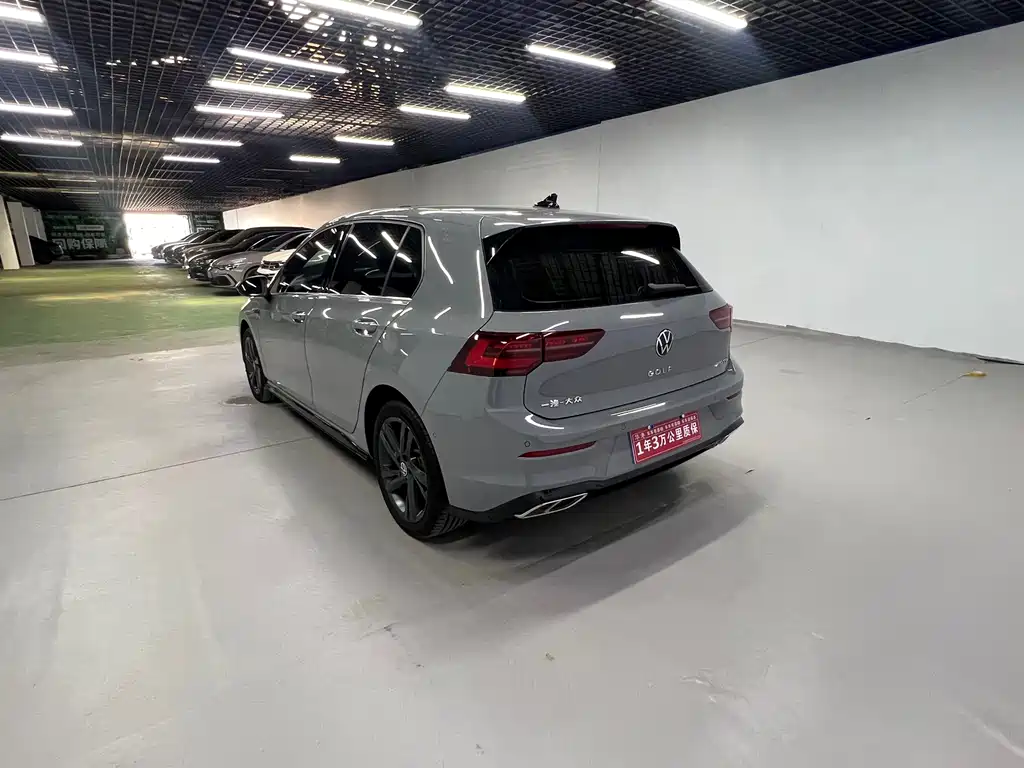 Volkswagen Golf — миниатюра 31
