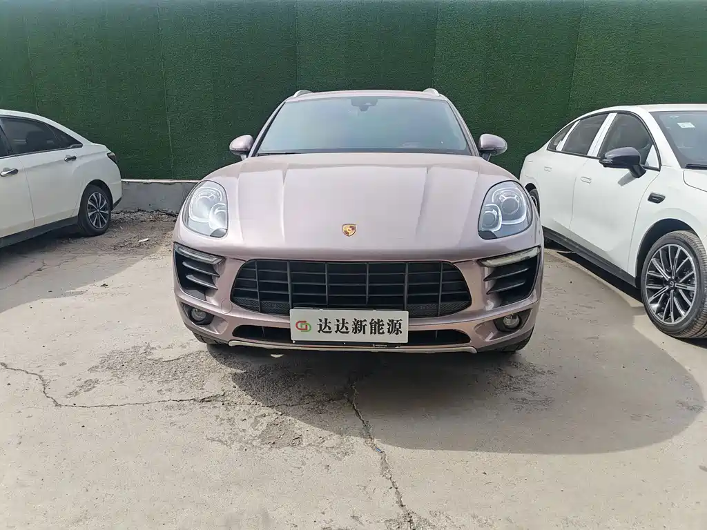 Porsche Macan — миниатюра 2
