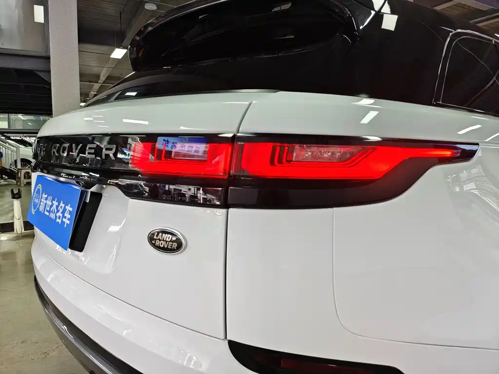 Land Rover Velar — миниатюра 12