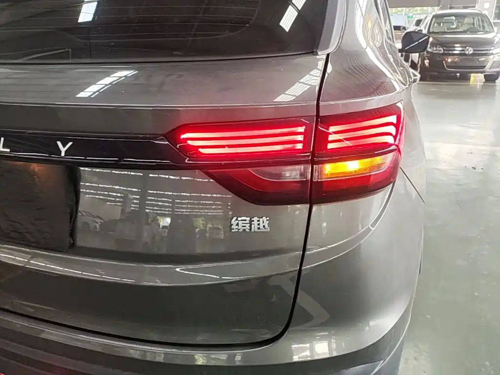 Geely Binyue — миниатюра 8
