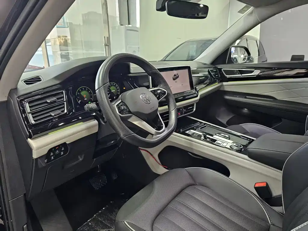 Volkswagen Teramont — миниатюра 8