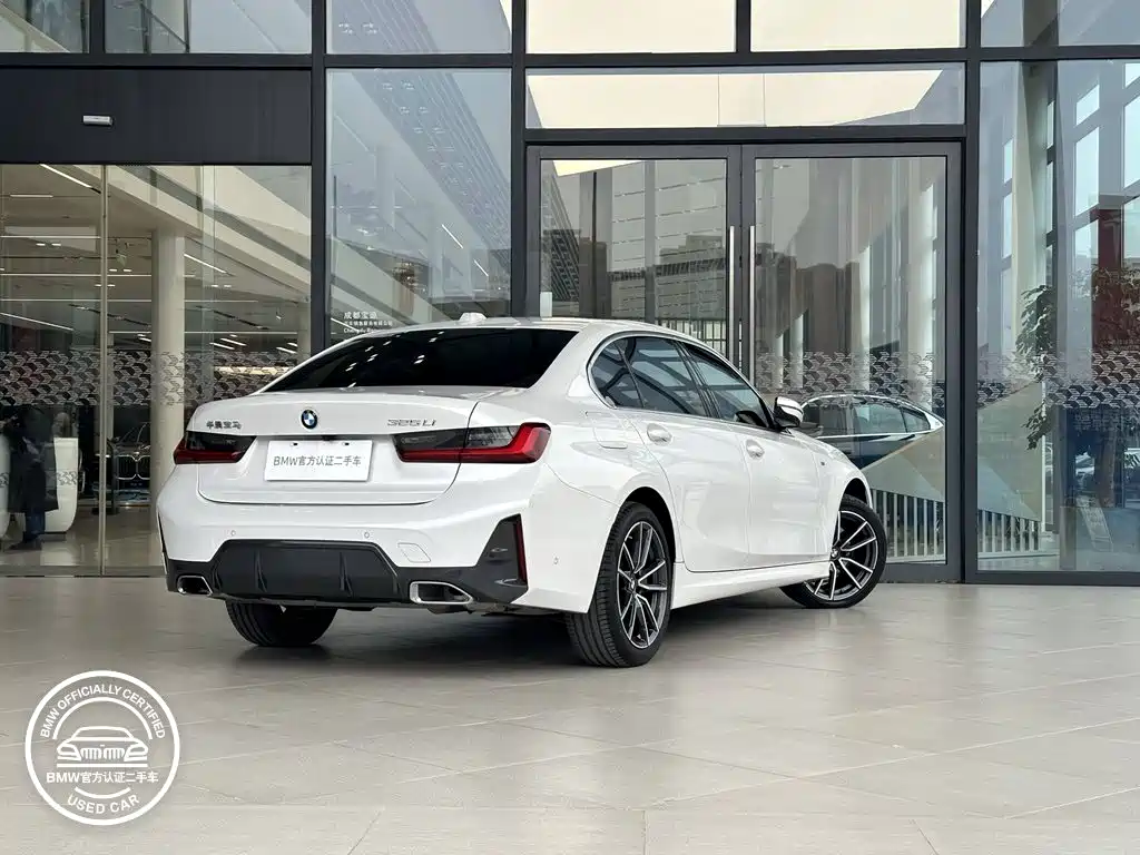 BMW 3 Series — миниатюра 4