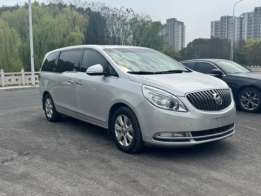 Buick GL8 2015