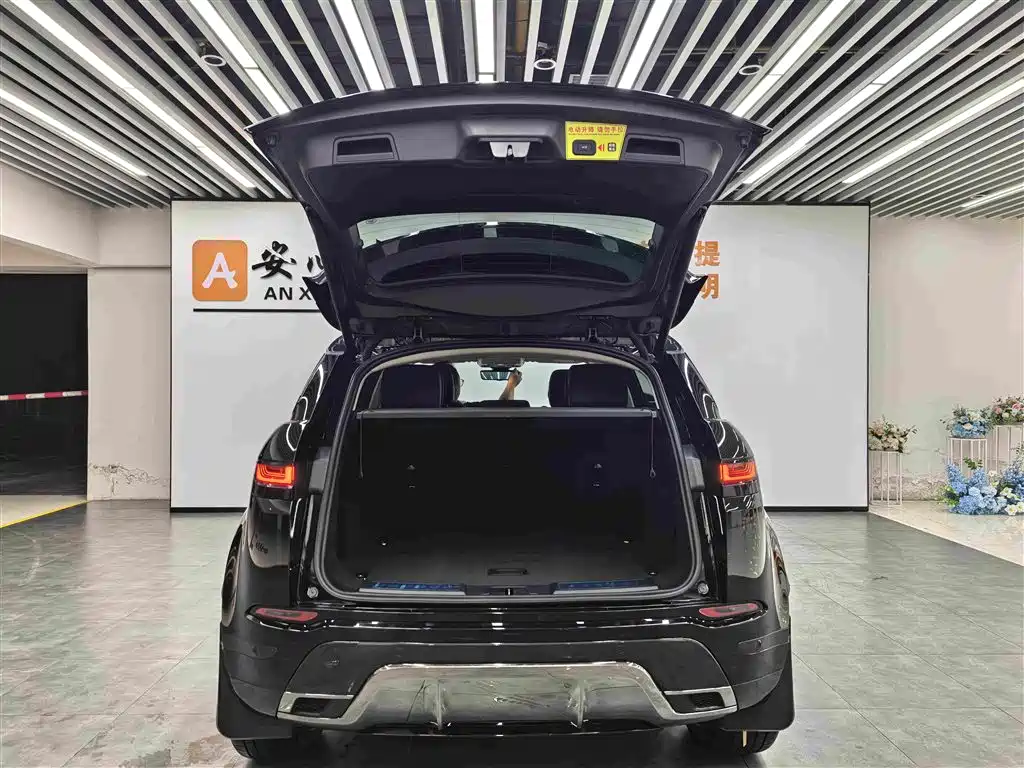Land Rover Evoque — миниатюра 16
