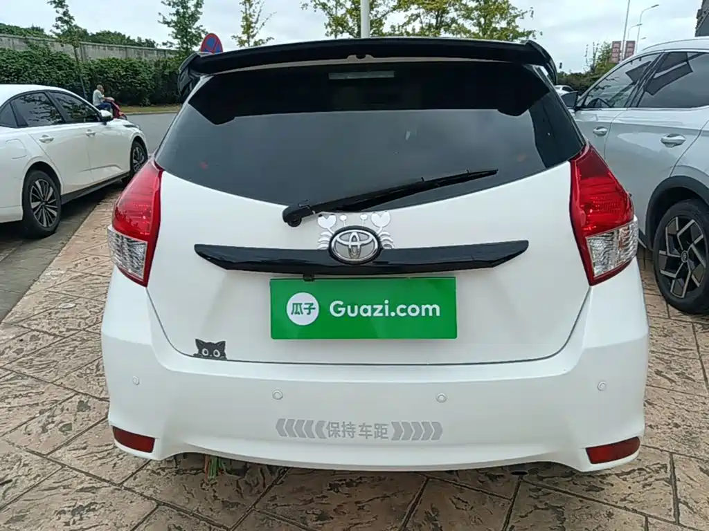Toyota Yaris L — миниатюра 6