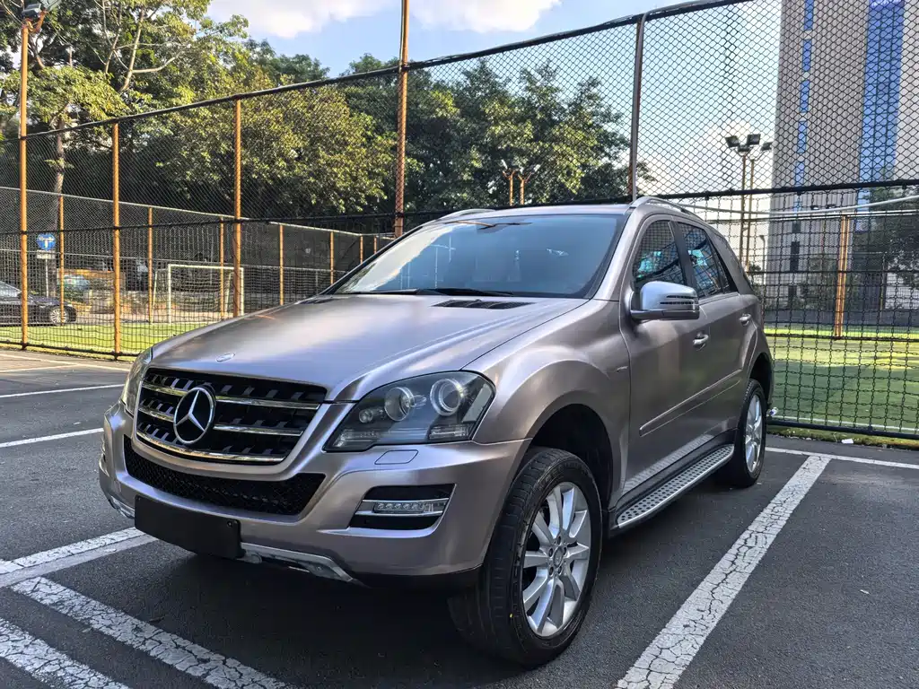 Mercedes-Benz M 2010 ML 350 4MATIC Luxury