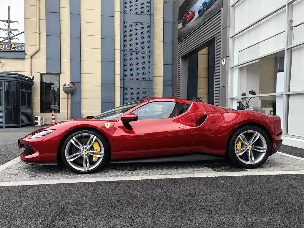 Ferrari 296 2022 3.0T V6 GTS