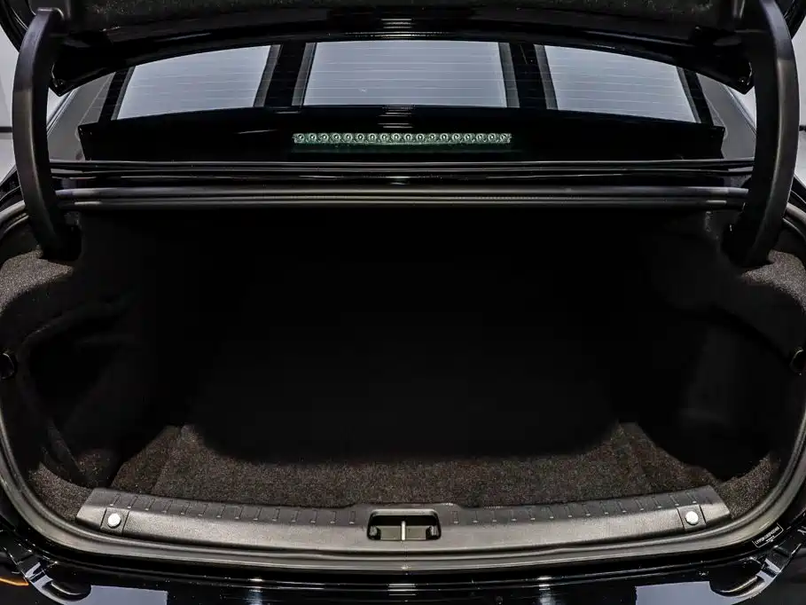 Volvo S90 — миниатюра 6