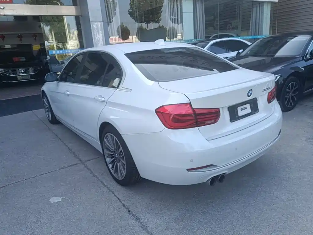BMW 3 Series — миниатюра 5