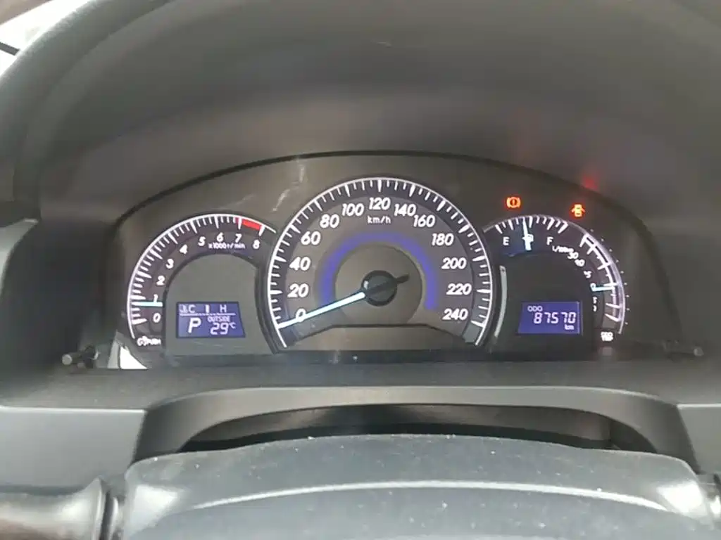 Toyota Camry — миниатюра 16