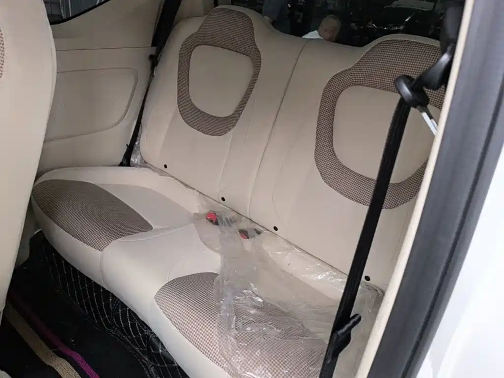Wuling MINIEV — миниатюра 17