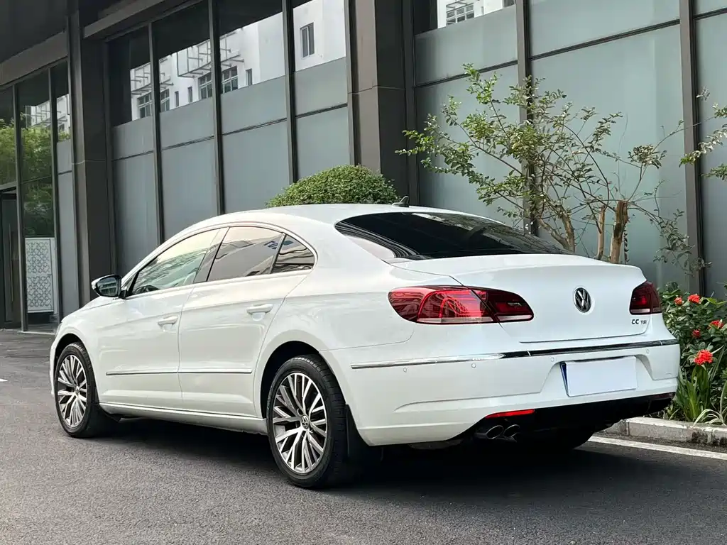 Volkswagen CC — миниатюра 9