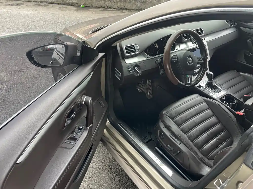 Volkswagen CC — миниатюра 8