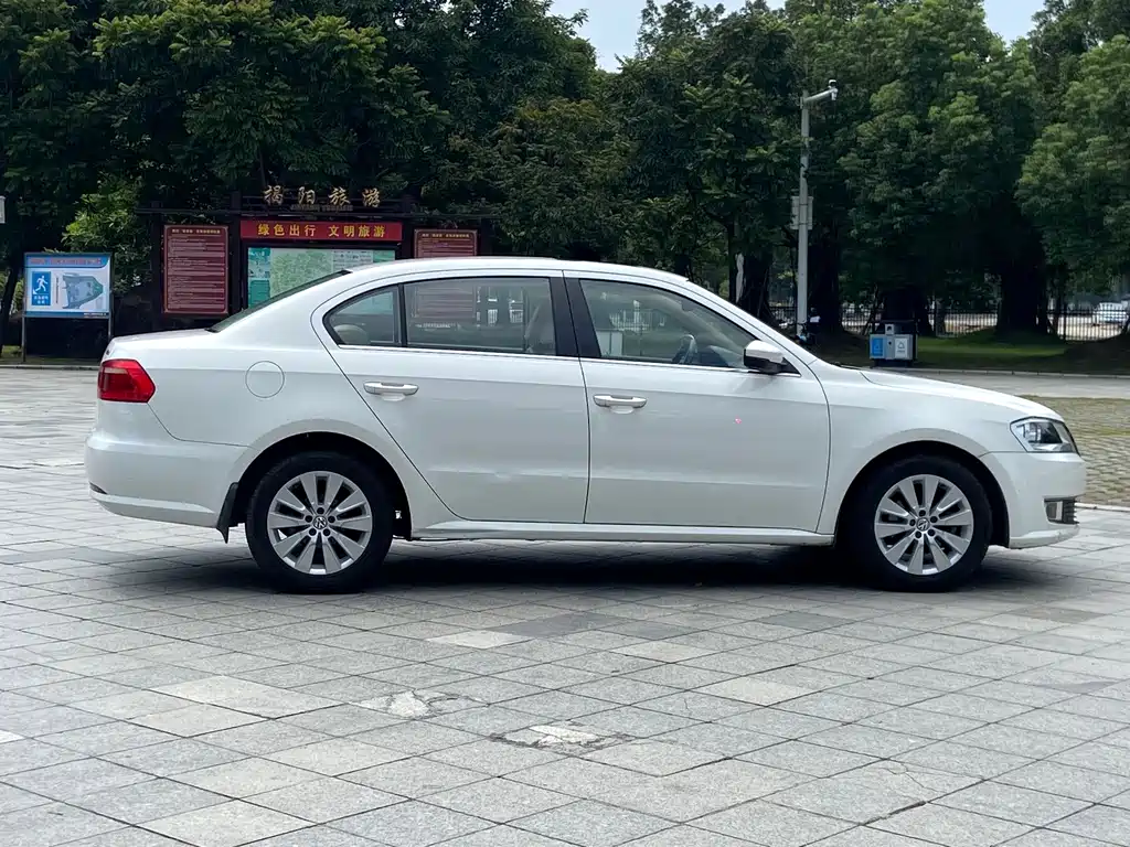 Volkswagen Lavida — миниатюра 18