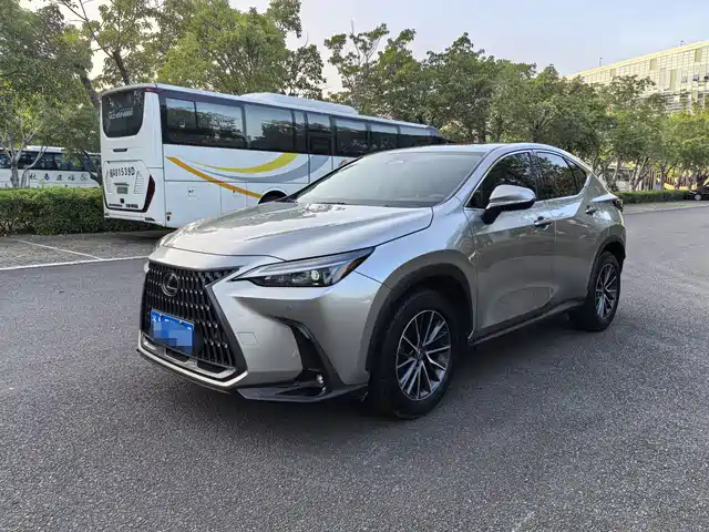 LEXUS  NX 2024